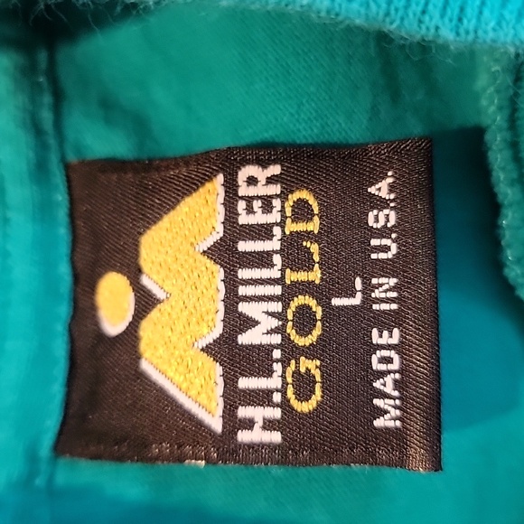 2 VTG Aspen Embroidered Tees from mid- 1980's - Picture 6 of 15